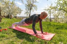 2012 三冠王时刻：米格尔·卡布瑞拉达成打击率、本垒打、打点三冠王，为 45 年来首位