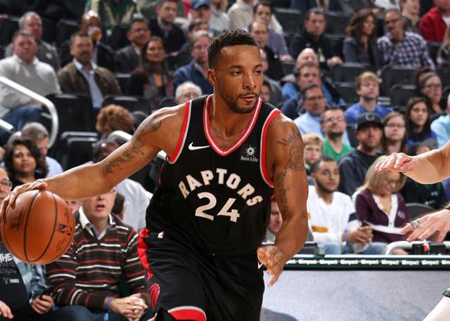 补时绝平！比赛最后阶段梅里诺门前补射破门，西班牙绝平荷兰.